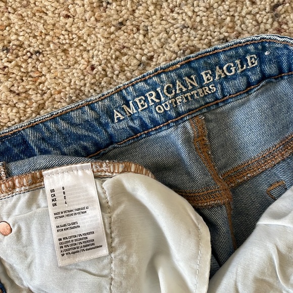 American Eagle Denim Shorts - Picture 4 of 4